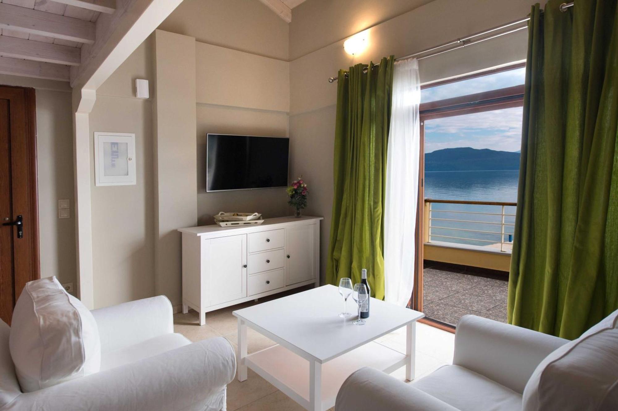 Nv Suites - Sea Front Av Properties Nikiana Luaran gambar