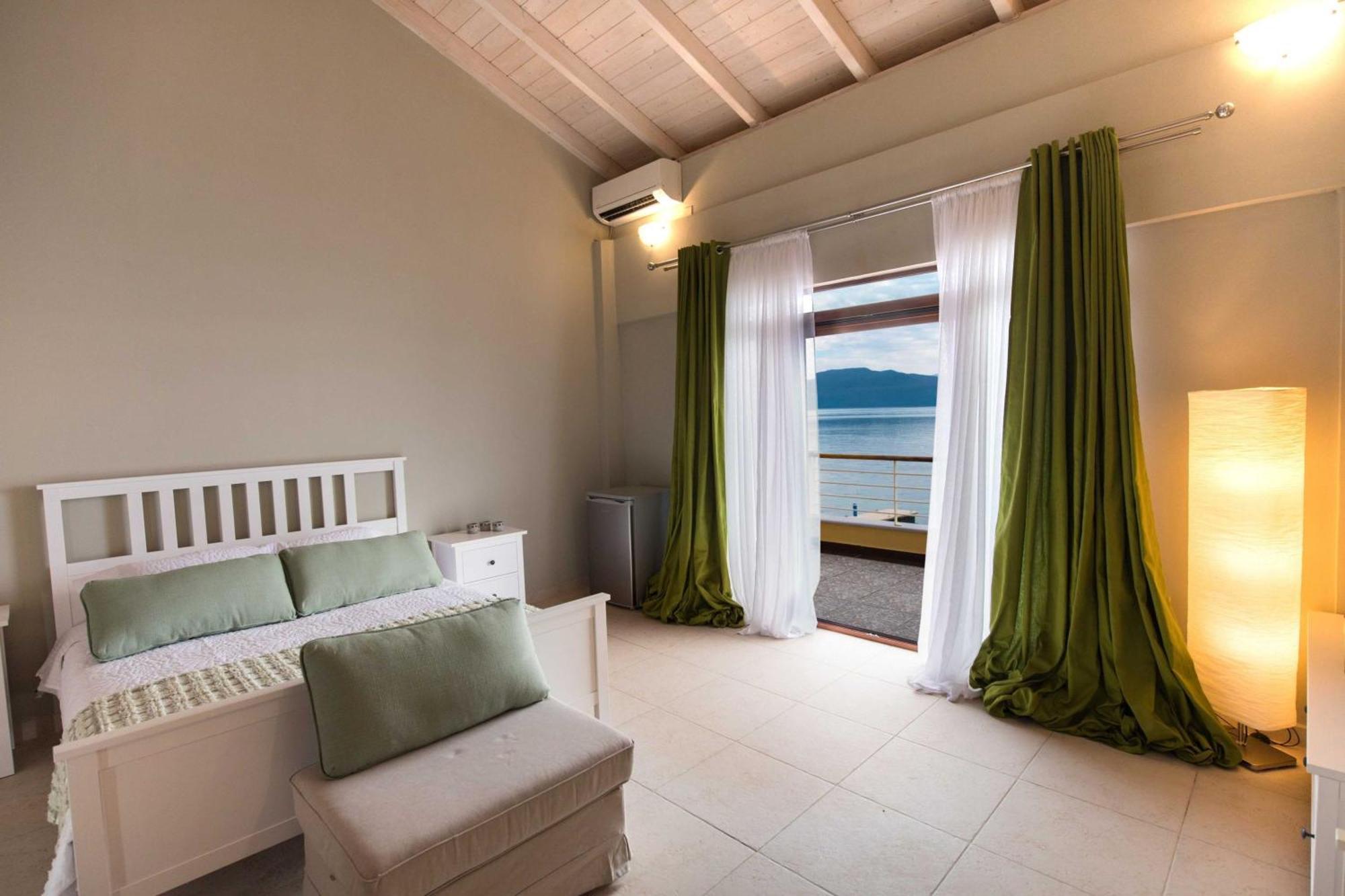 Nv Suites - Sea Front Av Properties Nikiana Luaran gambar
